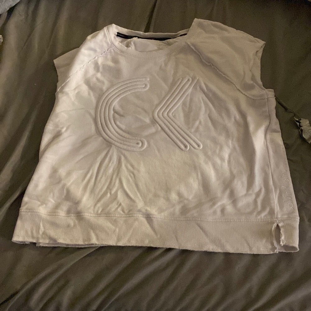 White CALVIN KLEIN PERFORMANCE short sleeve sweater shirt